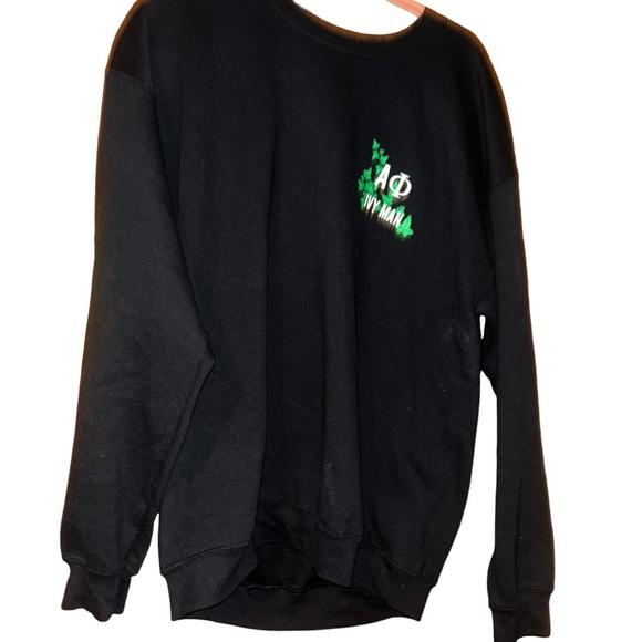 Alpha Phi Ivy Man black sweatshirt size Large - Picture 1 of 2